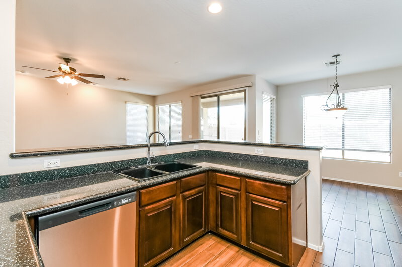 2,535/Mo, 3700 E Morning Star Ln Gilbert, AZ 85298 Kitchen View 3