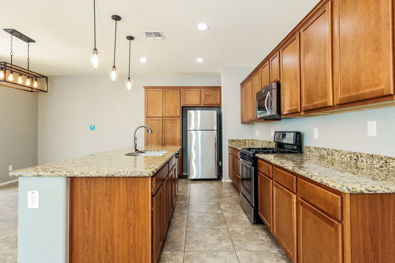 3,155/Mo, 21219 E Creekside Dr Queen Creek, AZ 85142 Kitchen View