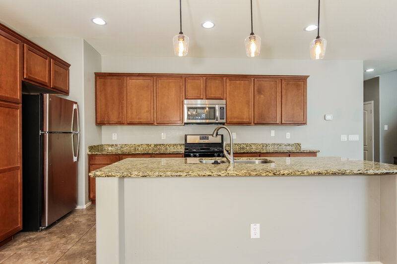 3,155/Mo, 21219 E Creekside Dr Queen Creek, AZ 85142 Kitchen View 2