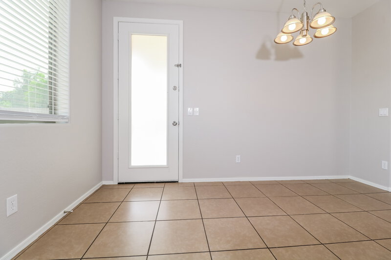 2,370/Mo, 9131 S 258th Ln Buckeye, AZ 85326 Dining Room View