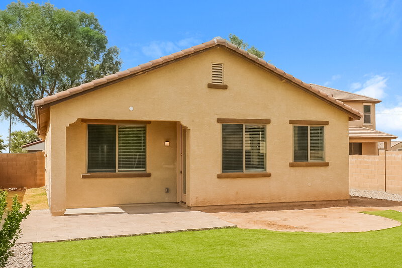 2,370/Mo, 9131 S 258th Ln Buckeye, AZ 85326 Rear View