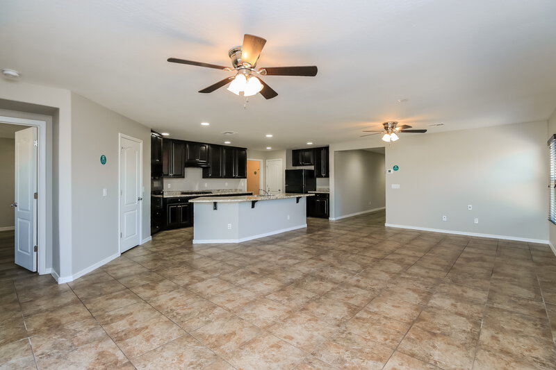 2,385/Mo, 10826 E Calypso Ave Mesa, AZ 85208 Living Room View 2