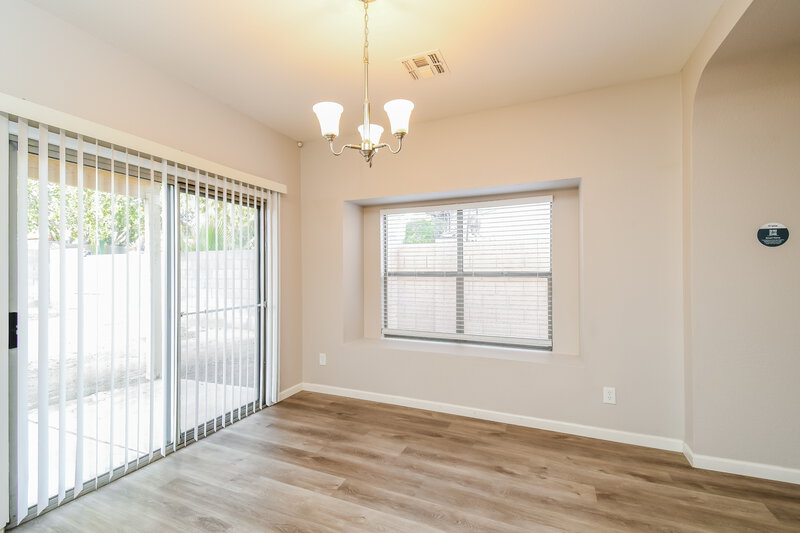 2,060/Mo, 10434 E Azalea Ave Mesa, AZ 85208 Dining Room View