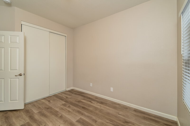 2,060/Mo, 10434 E Azalea Ave Mesa, AZ 85208 Bedroom View 2