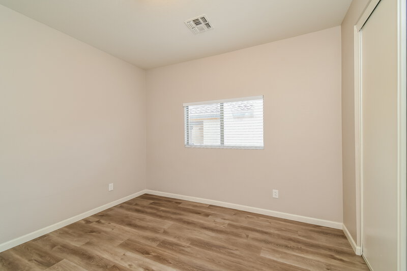 2,060/Mo, 10434 E Azalea Ave Mesa, AZ 85208 Bedroom View 3