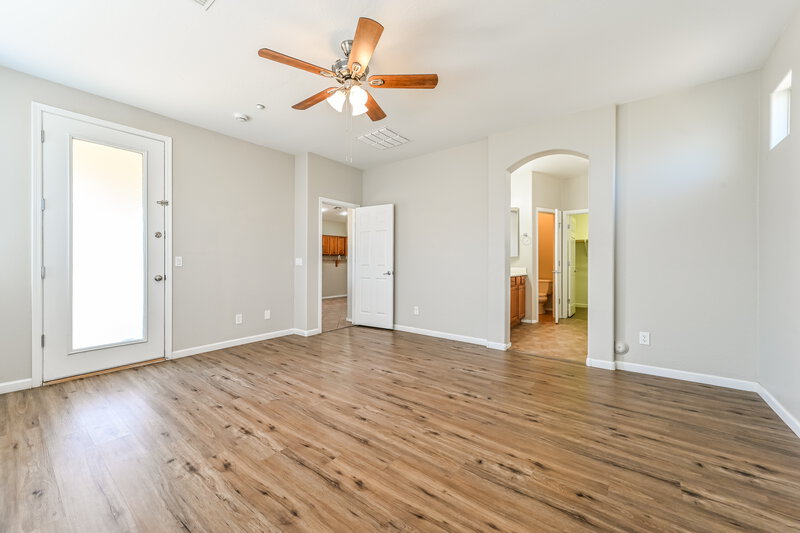 2,090/Mo, 12137 W Dove Wing Way Peoria, AZ 85383 Main Bedroom View 2