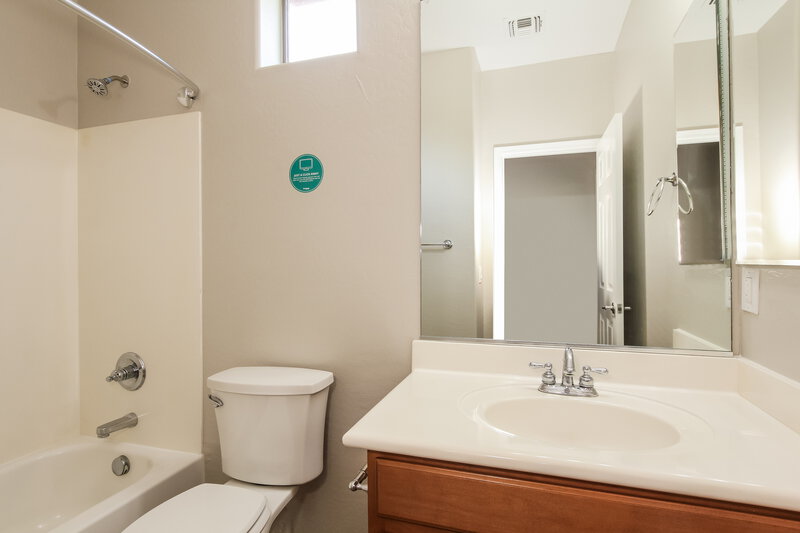 2,525/Mo, 12137 W Dove Wing Way Peoria, AZ 85383 Bathroom View