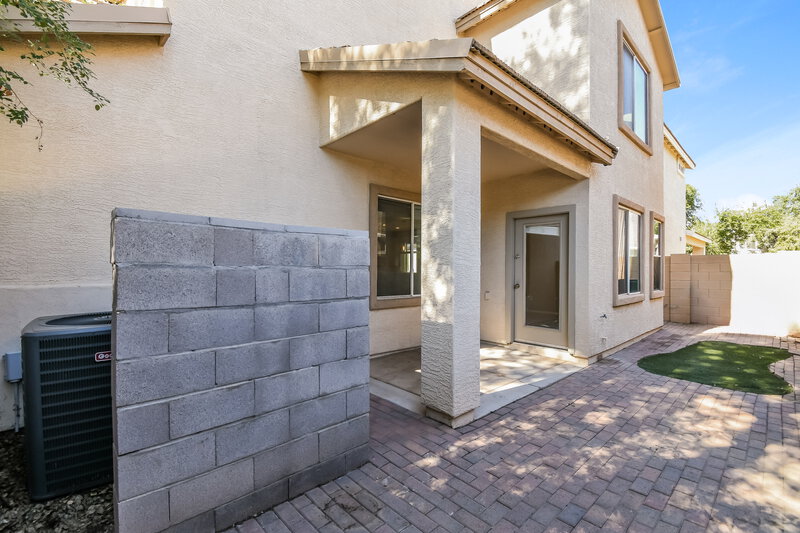 2,200/Mo, 1469 S Hawk Ln Gilbert, AZ 85296 Rear View