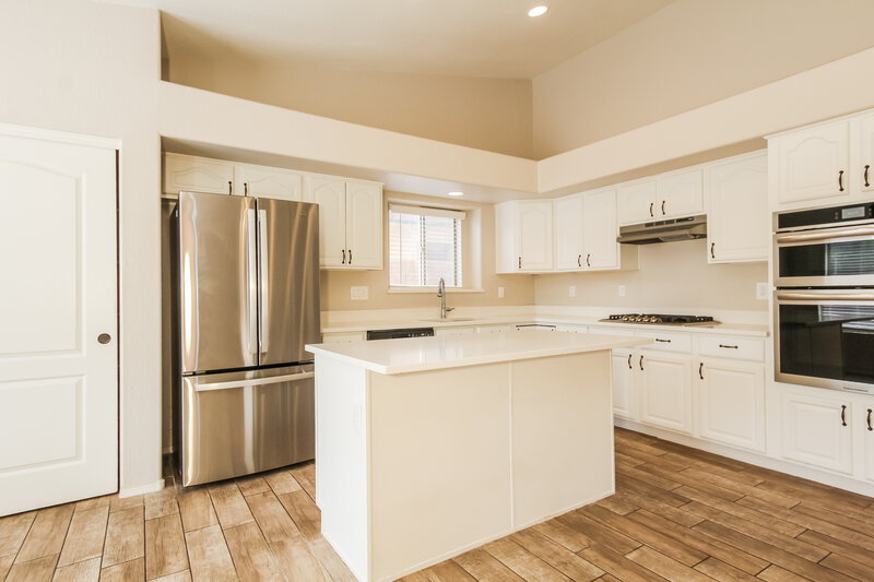 2,280/Mo, 17205 N Chance Dr Surprise, AZ 85374 Kitchen View