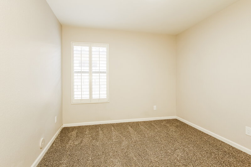 2,280/Mo, 17205 N Chance Dr Surprise, AZ 85374 Bedroom View
