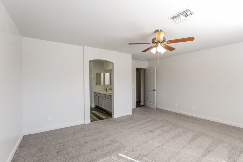 2,075/Mo, 6417 W Magnolia St Phoenix, AZ 85043 Main Bedroom View 2