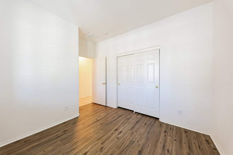 2,100/Mo, 39511 N Prairie Ln Phoenix, AZ 85086 Bedroom View 2