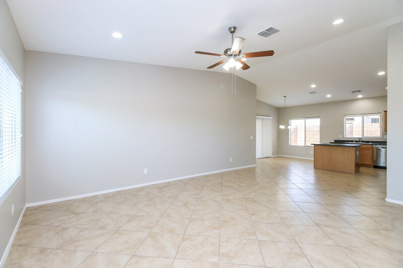 2,285/Mo, 2694 E Hickory St Gilbert, AZ 85298 Living Room View 2
