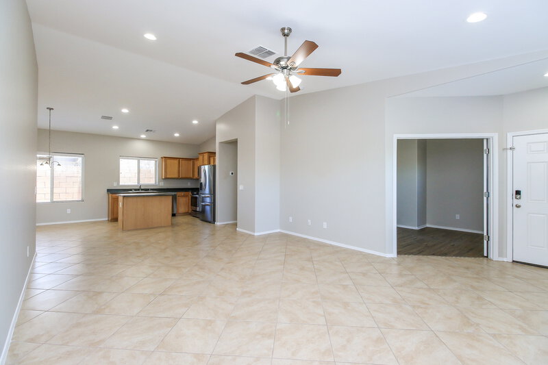 2,285/Mo, 2694 E Hickory St Gilbert, AZ 85298 Living Room View 3