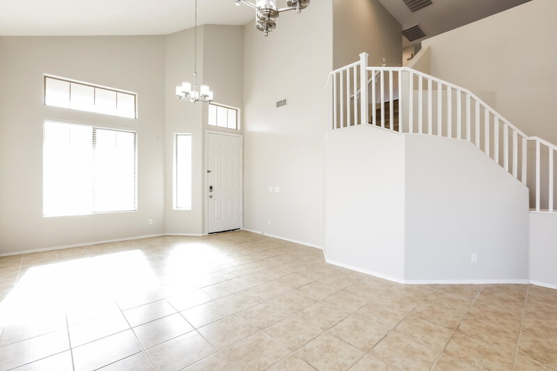 2,710/Mo, 4428 W St Anne Ave Laveen, AZ 85339 Living Room View 2