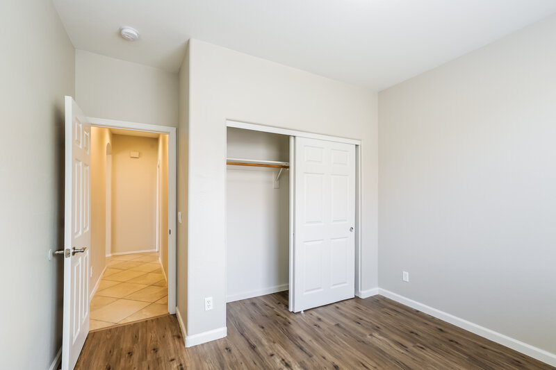 2,710/Mo, 4428 W St Anne Ave Laveen, AZ 85339 Bedroom View