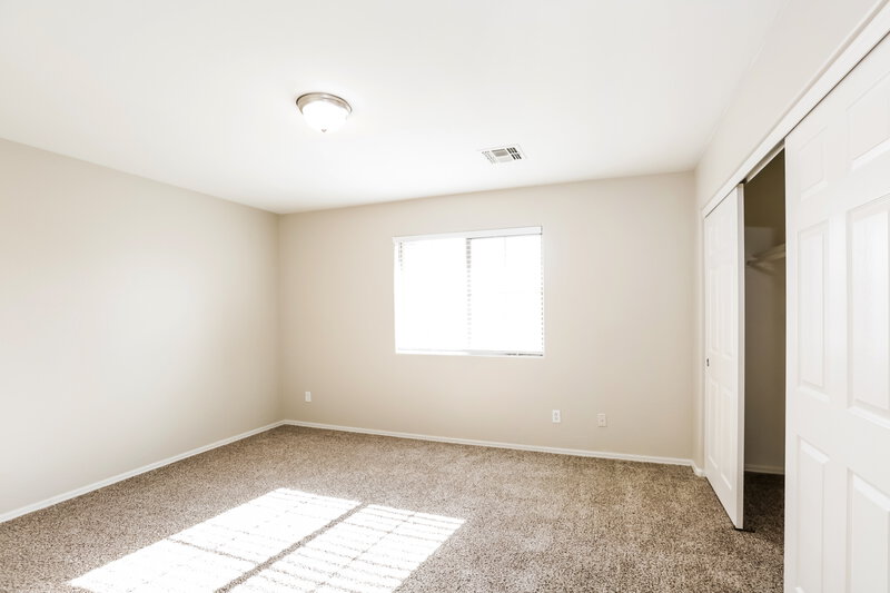 2,710/Mo, 4428 W St Anne Ave Laveen, AZ 85339 Bedroom View 2