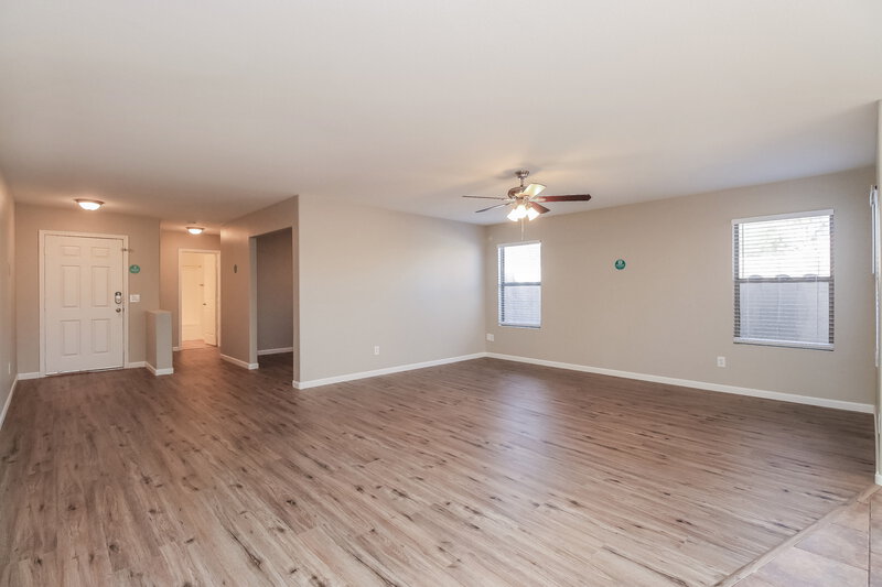 1,920/Mo, 2229 E 35th Ave Apache Junction, AZ 85119 Living Room View