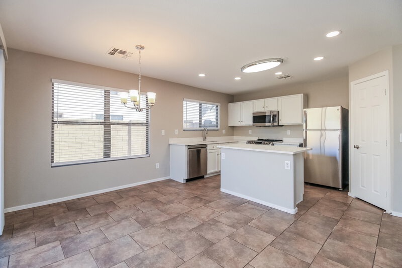 1,920/Mo, 2229 E 35th Ave Apache Junction, AZ 85119 Dining Room View