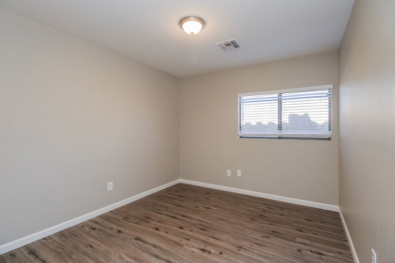 1,920/Mo, 2229 E 35th Ave Apache Junction, AZ 85119 Bedroom View