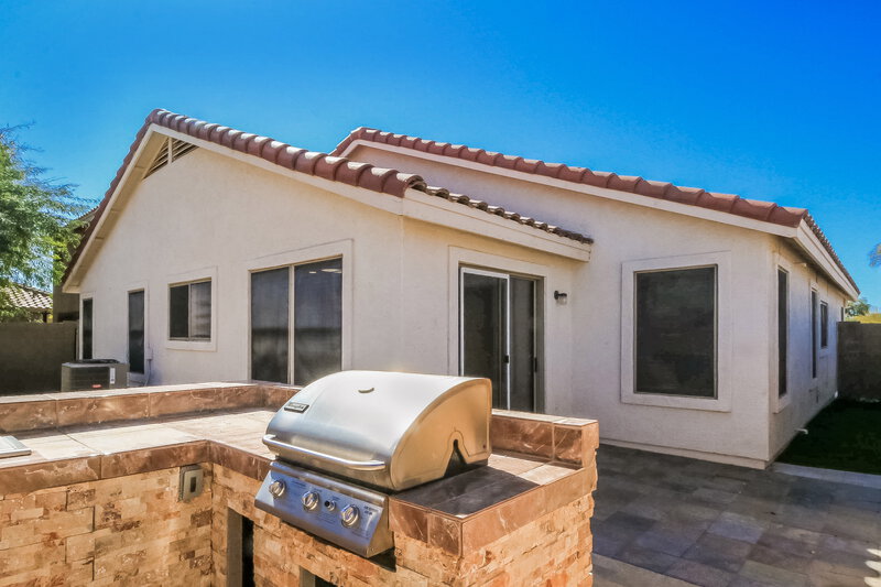 1,920/Mo, 2229 E 35th Ave Apache Junction, AZ 85119 Rear View 2