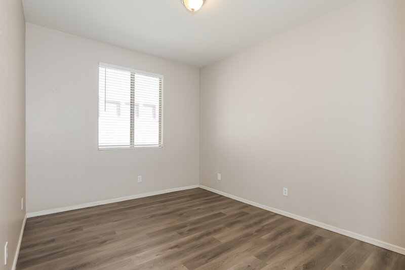 2,035/Mo, 2427 E Glass Ln Phoenix, AZ 85042 Bedroom View