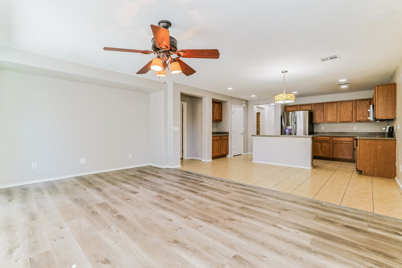 1,760/Mo, 1505 E Lakeview Dr San Tan Valley, AZ 85143 Living Room View 2
