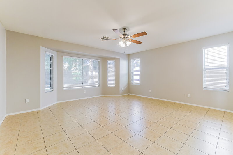 1,760/Mo, 1505 E Lakeview Dr San Tan Valley, AZ 85143 Main Bedroom View 2