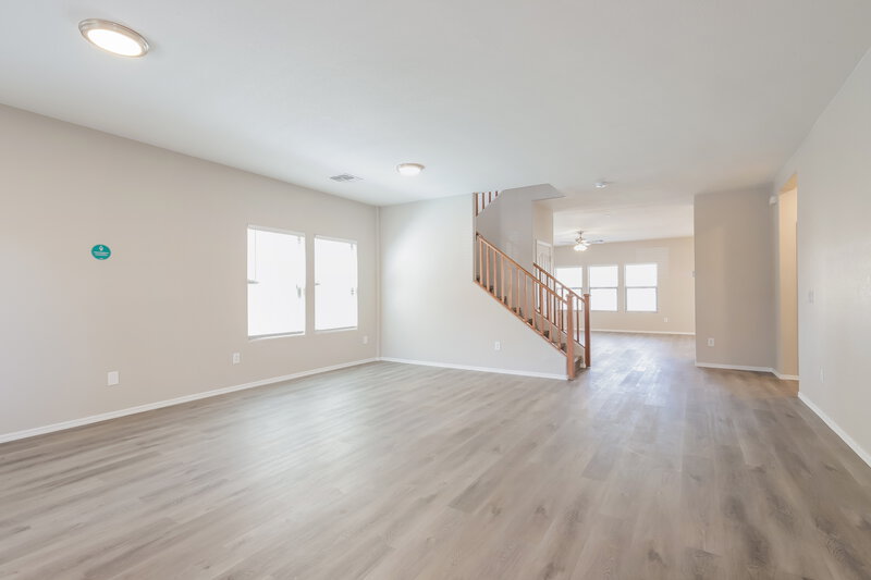 2,475/Mo, 21160 E Munoz St Queen Creek, AZ 85142 Living Room View