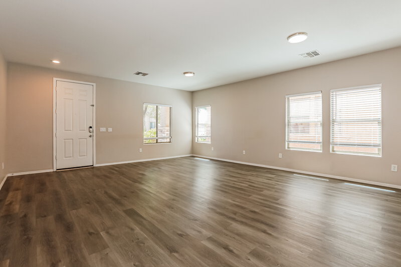 2,400/Mo, 21160 E Munoz St Queen Creek, AZ 85142 Living Room View