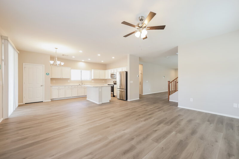 2,475/Mo, 21160 E Munoz St Queen Creek, AZ 85142 Dining Room View 2