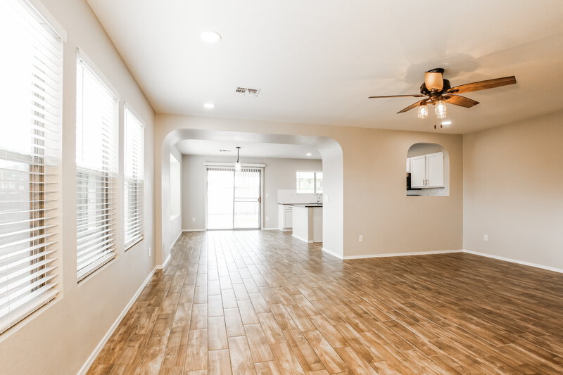 2,035/Mo, 10609 W Via Del Sol Peoria, AZ 85383 Misc View