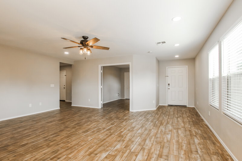 2,035/Mo, 10609 W Via Del Sol Peoria, AZ 85383 Misc View 2