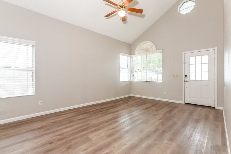 2,015/Mo, 441 S Maple 159 Mesa, AZ 85206 Living Room View