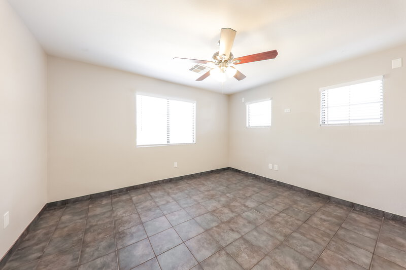 2,300/Mo, 21808 N 40th Pl Phoenix, AZ 85050 Main Bedroom View