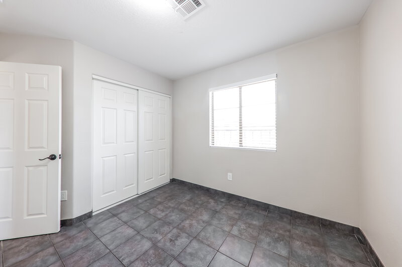 2,300/Mo, 21808 N 40th Pl Phoenix, AZ 85050 Bedroom View