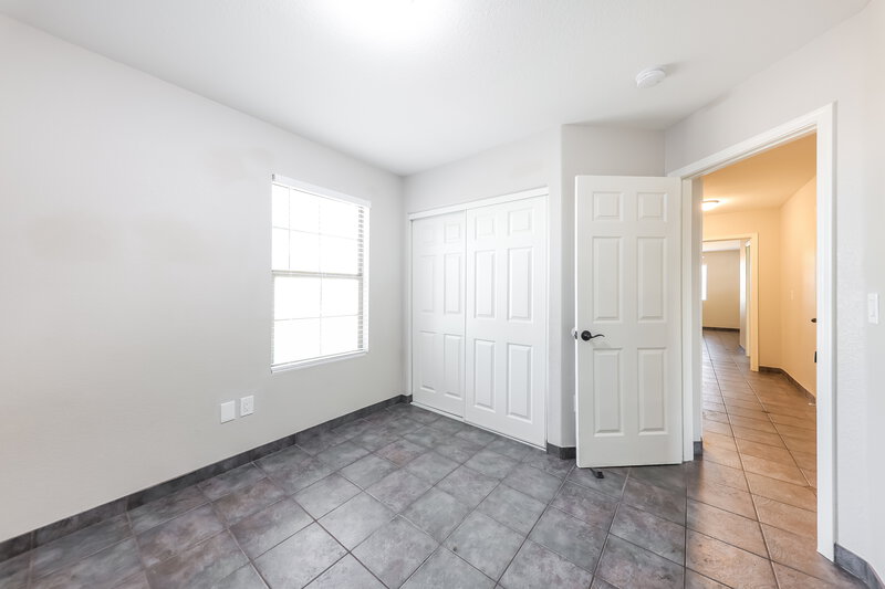 2,300/Mo, 21808 N 40th Pl Phoenix, AZ 85050 Bedroom View 2