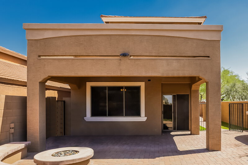 2,580/Mo, 21808 N 40th Pl Phoenix, AZ 85050 Rear View