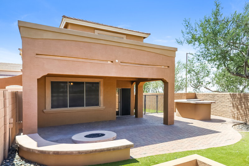2,300/Mo, 21808 N 40th Pl Phoenix, AZ 85050 Rear View