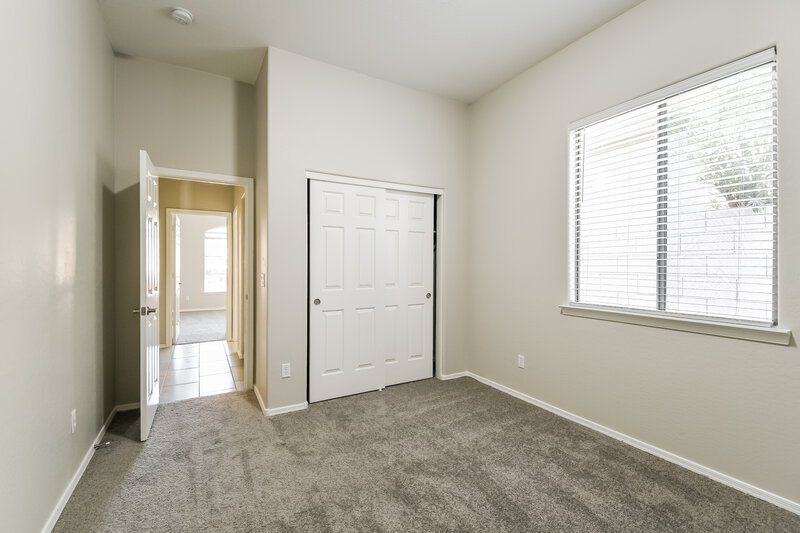 2,525/Mo, 6805 W Lariat Ln Peoria, AZ 85383 Bedroom View