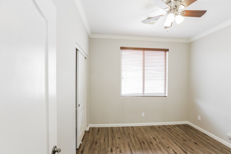 2,100/Mo, 6806 W Evergreen Terrace Peoria, AZ 85383 Bedroom View 2
