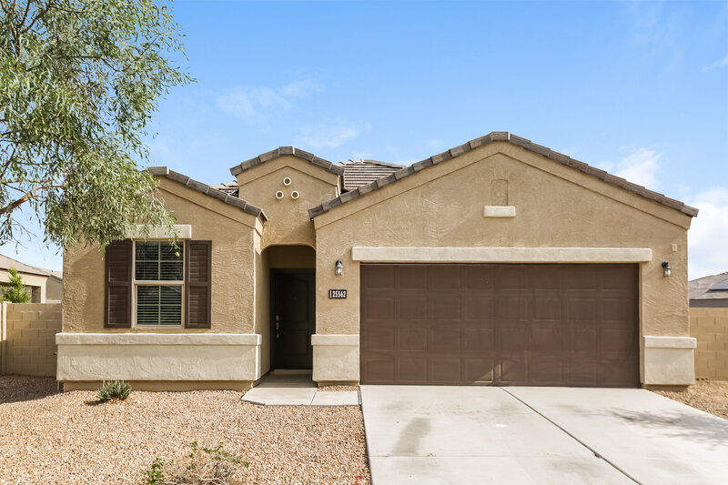 1,900/Mo, 25562 W Desert Dr Buckeye, AZ 85326 External View