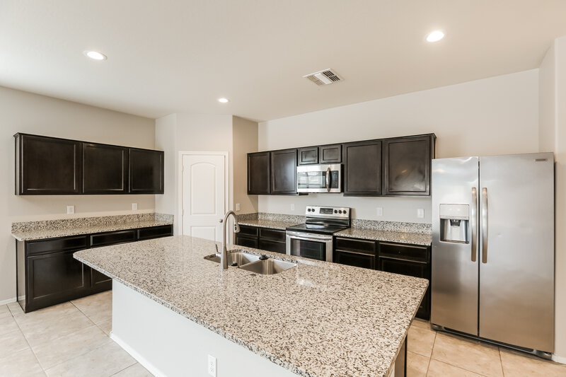 1,900/Mo, 25562 W Desert Dr Buckeye, AZ 85326 Kitchen View