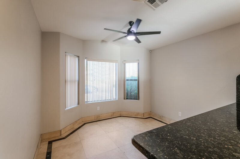 2,430/Mo, 17811 N 41St Pl Phoenix, AZ 85032 Dining Room View