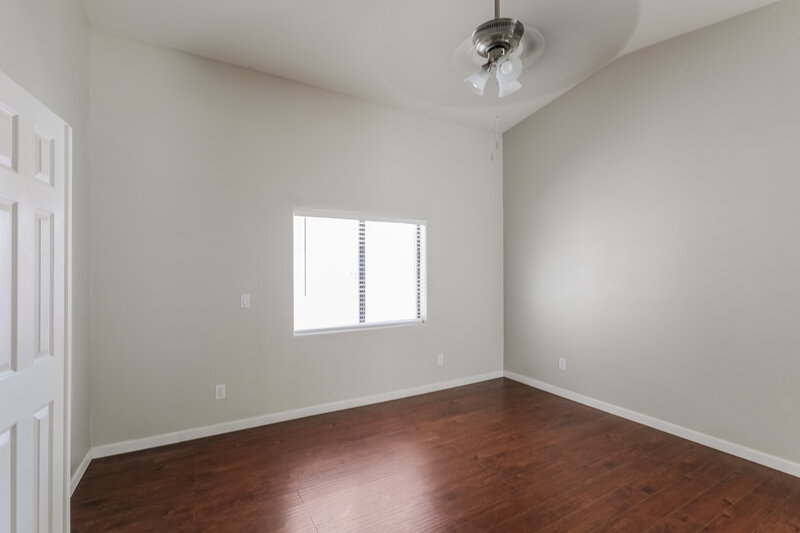 2,430/Mo, 17811 N 41St Pl Phoenix, AZ 85032 Main Bedroom View