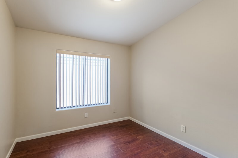 2,430/Mo, 17811 N 41St Pl Phoenix, AZ 85032 Bedroom View