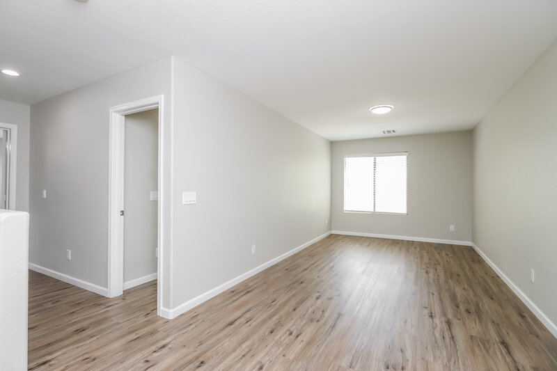 1,975/Mo, 1198 E Dust Devil DR San Tan Valley, AZ 85143 Family Room View