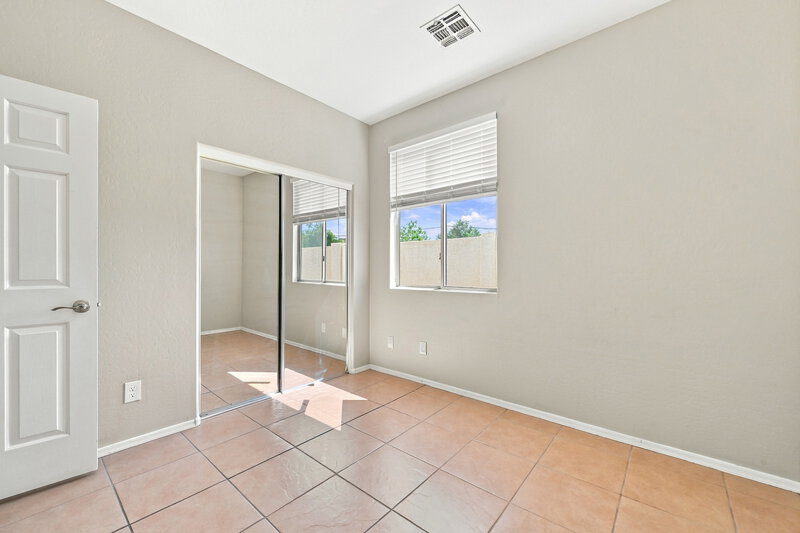 2,100/Mo, 17518 W Hope Dr Goodyear, AZ 85338 Bedroom View 2