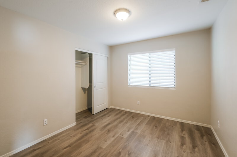 2,060/Mo, 4855 S 4th Ave Phoenix, AZ 85041 Bedroom View