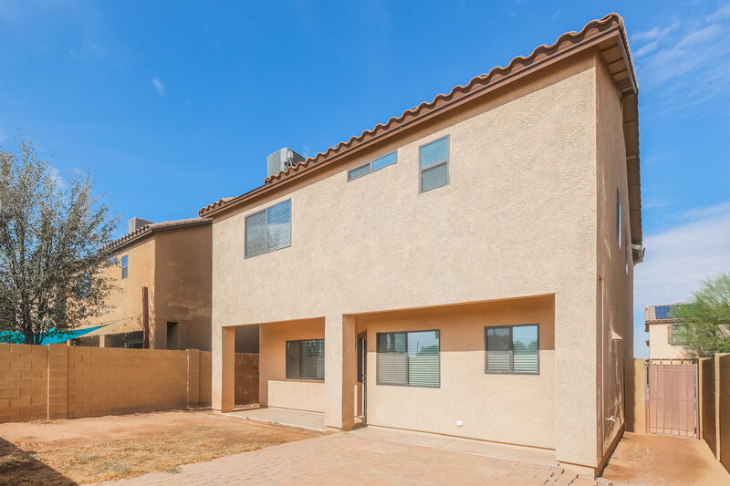 2,060/Mo, 4855 S 4th Ave Phoenix, AZ 85041 Rear View